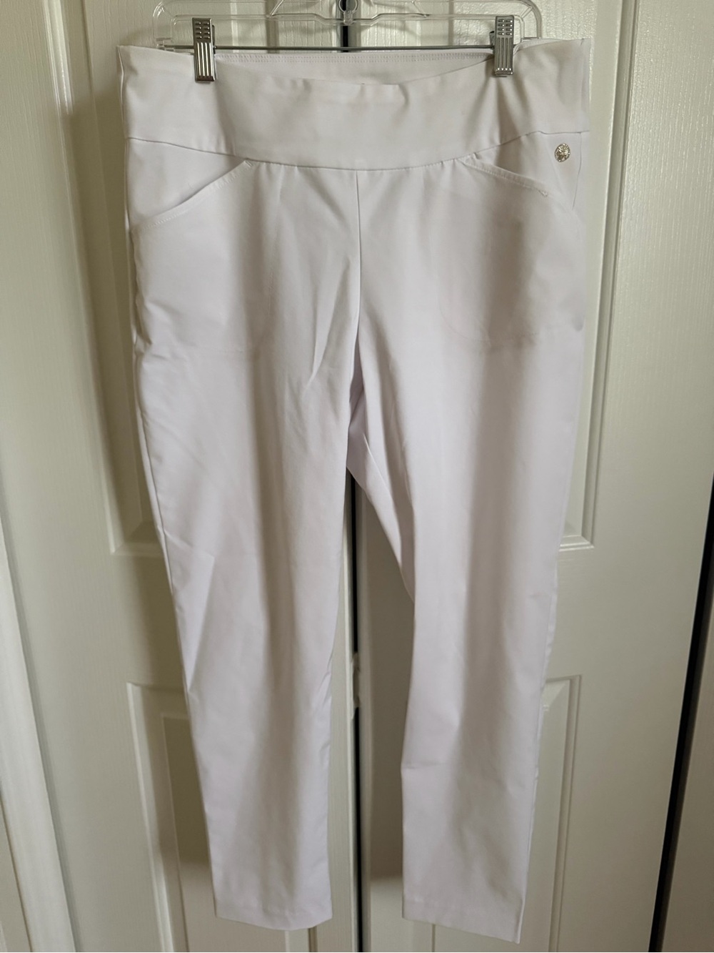 Lilly Pulitzer White Pull-On Ankle Pants